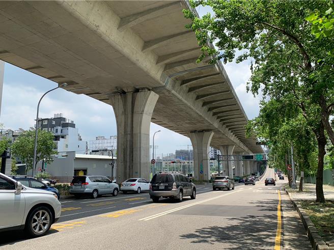 交通便捷，台中市台74线周边房市近年交易热络，且房价扶摇直上，其中太平区、东区因有成熟商圈加持，补涨潜能强。（林欣仪摄）