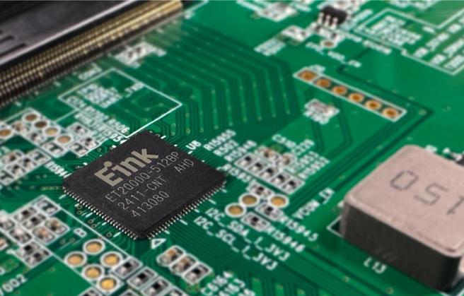 元太联手奇景推出尖端彩色电子纸时序控制晶片T2000。图／元太提供