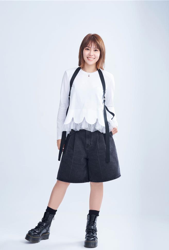 华承妍推出最新单曲〈致未来〉。（万力达娱乐提供）