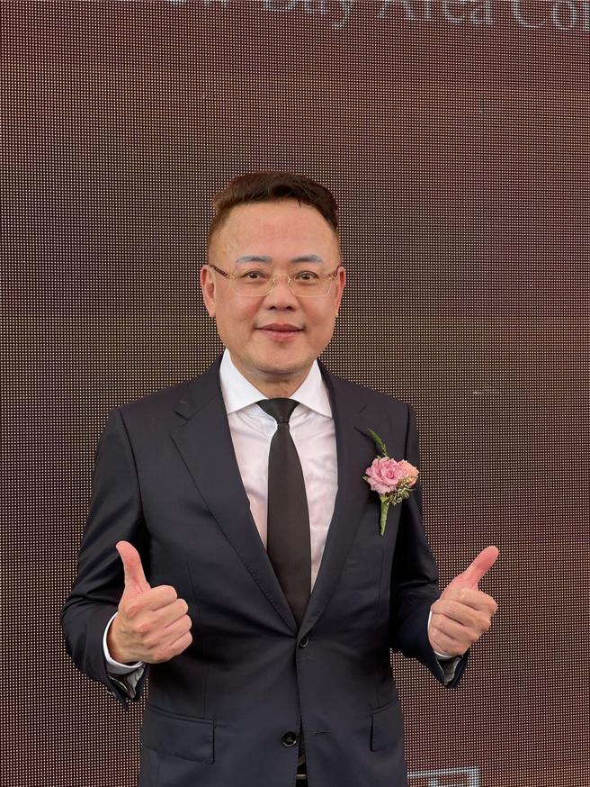 看好南台灣房市！林聰麟今天表示，他16年以來將首度親自操盤總銷420億元南台灣最大案「AI慕光城」！圖／蔡惠芳