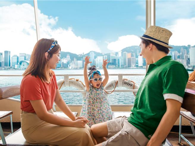 港旅局特地集结多位知名亲子部落客访港心得，推出香港亲子游线上攻略，供旅客免费下载，示意图。(香港旅游发展局提供)