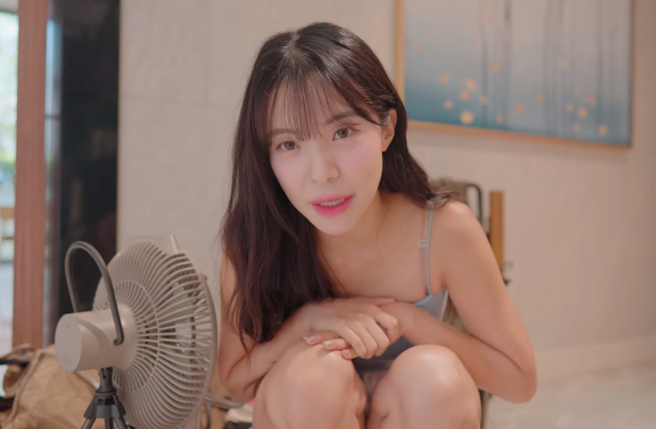 李多慧利用空檔挑戰台灣野外露營。（圖／YouTube@李多慧）