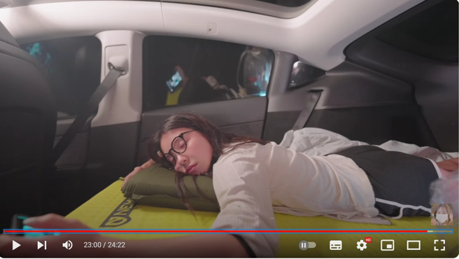 李多慧不小心睡著。（圖／YouTube@李多慧）