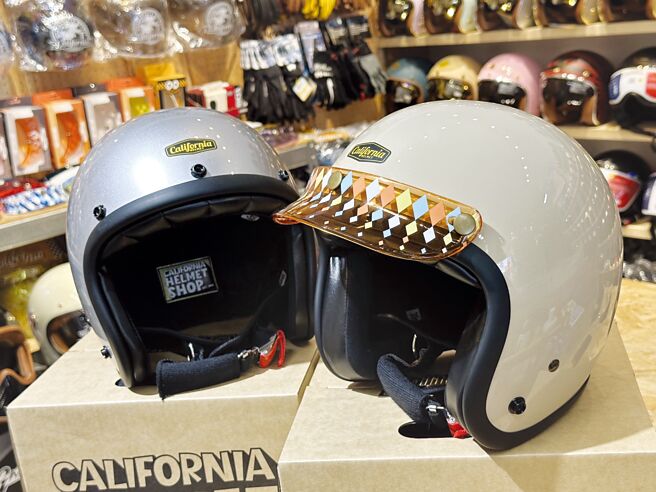 臺南作为安全帽重镇，拥有全国密集度最高的安全帽店家及工厂。图／加州安全帽提供