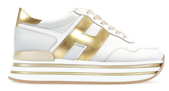 HOGAN NEW H222白色厚底休閒鞋，台湾限定色，2万3300元。（HOGAN提供）