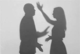 女友不给碰 男友买情趣娃娃竟被控「出轨」 他求救：该怎么安抚