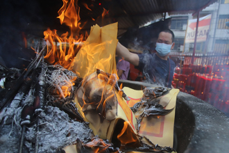 鬼月飲食5禁忌 晚上不要含冰塊！恐招來好兄弟