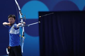 巴黎奧運》雷千瑩射退世界第1 晉級16強