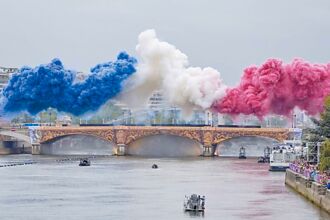 巴黎奧運開幕式 謳歌時尚卻冷落主角