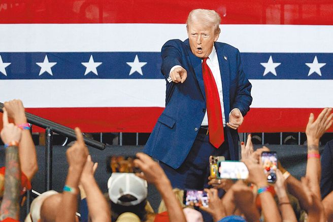 川普若勝選，將會看到華府帶有傑克遜現實主義的回歸。對外政策如老羅斯福總統的座右銘：「溫言在口，大棒在手。」（路透）