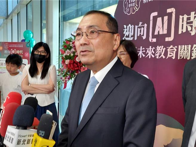 新北市長侯友宜表示，期待政府拿出魄力，盡快做好能源配比做轉型。（陳慰慈）