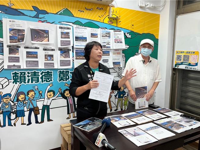 基隆市政府与星宇航空合作改造市公车处南站候车亭，但市府于媒体及社群公布的相关照片，却被原拍摄者陈锜晖（右）指控未经同意使用，今日他与市议员郑文婷（左）召开记者会踢爆。（市议员郑文婷提供／徐佑升基隆传真）