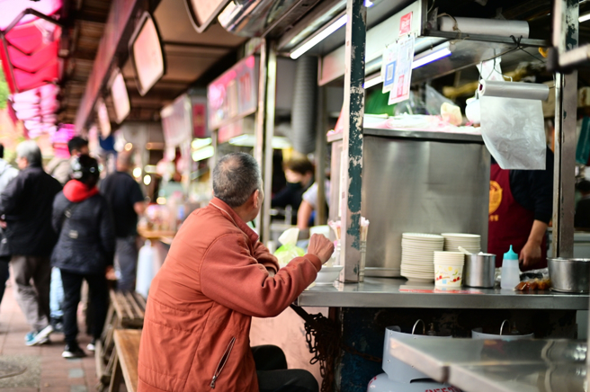 多數餐廳愛用「媽媽」為店名。（示意圖/達志影像/shutterstock）