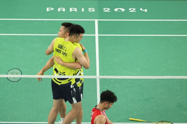 麟洋配挺进男双四强。(杜宜谙摄)