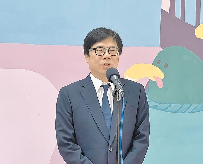 高雄氣爆滿十周年，高雄市長陳其邁7月31日對此表示，除了強化OPS管線辦公室功能，也要求因應AI時代的來臨，對於管線安全以數位雙生的AI科技來落實監控。（林瑞益攝）