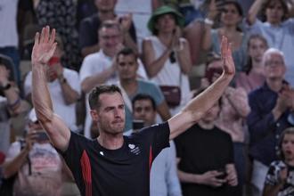 巴黎奥运》莫瑞「最后一舞」男双8强止步 乔帅不舍好友退休