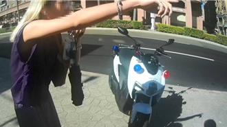 妙齡女粗心遺落手機 一路狂奔追公車！桃園警助攔截