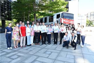 海基會響應捐血救人 羅文嘉夫人挽袖獻熱血