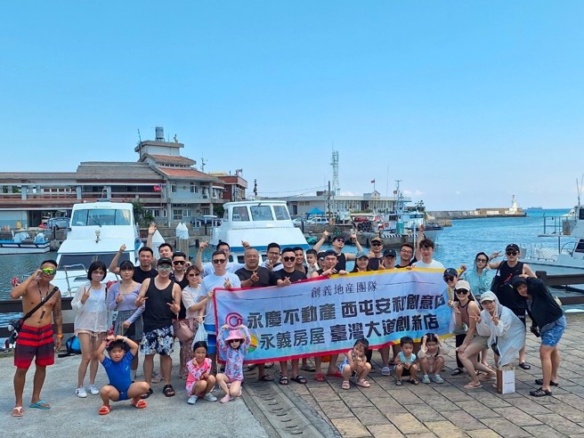 加入永庆不动产后，李仕扬提前完成了买房换车的梦想，接下来他还有更多的计画，激励他持续前行。图片来源：永庆房产集团