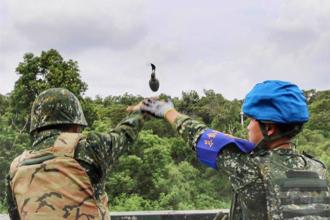 训练玩真的！我向美採购逾70万枚新型手榴弹  总价约13.5亿