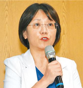 嗆迴避書狀不公開  翁曉玲批憲法法庭給立院訴代穿小鞋  