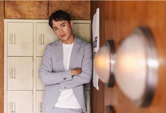 專訪／黃鐙輝砸8位數買新房 女兒飛撲床「傾家蕩產」超值得