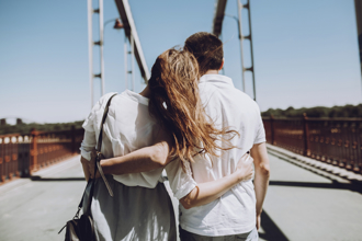 人夫出軌女鄰居遭抓包 簽完切結書兩人竟雙宿雙飛