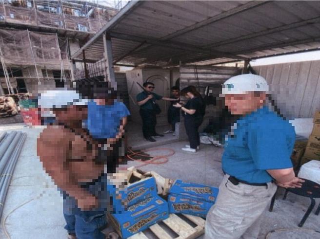 彰化县专勤队日前在秀水乡工地查获合法移工趁休假日到工地打工的案件。（彰化县专勤队提供／孙英哲彰化传真）
