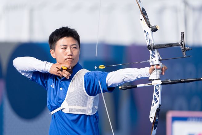 雷千瑩帶著左手肘肌腱、韌帶傷勢奮戰巴黎奧運。（杜宜諳攝）
