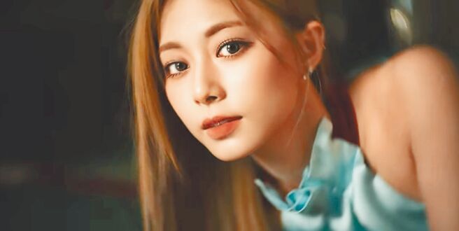 子瑜出道9年終於推出個人專輯。（摘自YouTube）