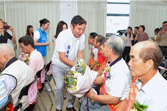 88節將至 苗栗竹南、後龍表揚模範父親