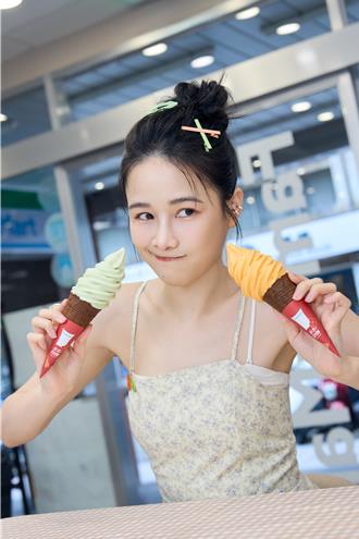 超商迎七夕开卖钻饰 巧克力77折送甜蜜礼、可可雪糕6折开吃