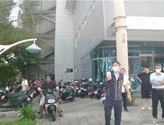 屏縣檢舉魔人再現！200多人中招　騎車上人行道停車非「微罪不舉」