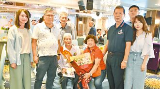 父愛如山 台中彰化表揚模範父親