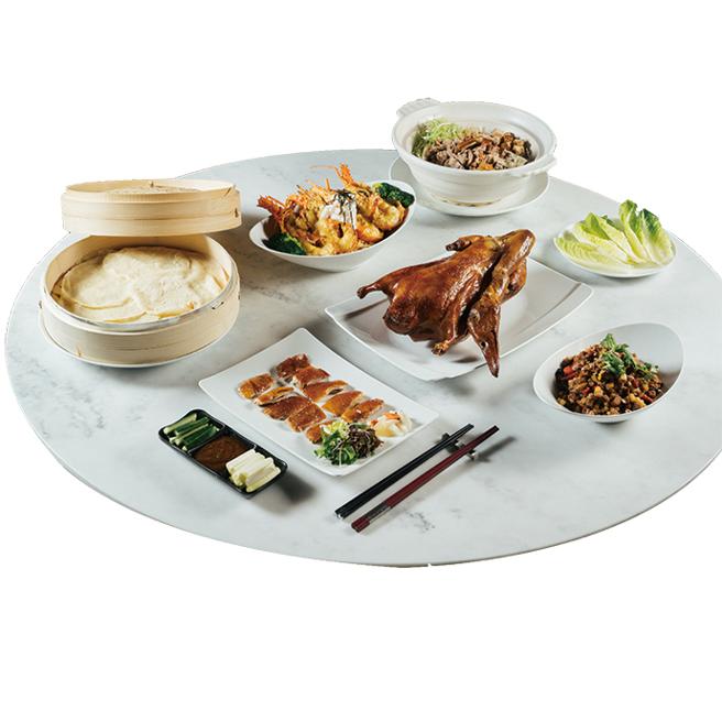 遠東Garden City潮美食公園，大巨星港式飲茶餐酒館父親節一起吃粵菜，桌菜6800元起（需提前預約）。（SOGO提供）