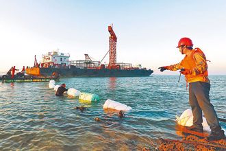 華為子企業發展海底電纜 郭正亮揭「9.4萬公里」：太厲害