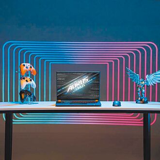 玩世代崛起 電競筆電成救市主