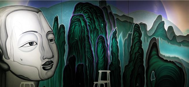 萧琼瑞策划之《山海．精灵．变奏曲－郑建昌的臺湾史画》，以本土思维进行创作，涵盖土地、原民信仰、环保等多元主题。（高美馆提供／任义宇高雄传真）