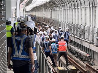 新北環狀線拚今年底復駛 侯友宜視察復原工程曝進度