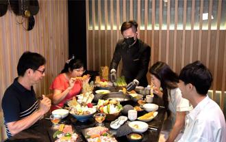 新天地7月營收創歷史次高 加速宴會廳改裝搶年底訂單