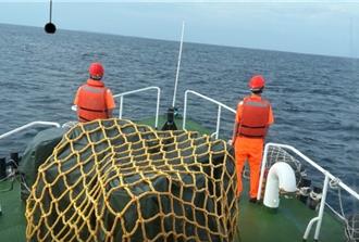 阿北搭澎湖輪落海 200浬外彭佳嶼尋獲！海巡助打撈安葬