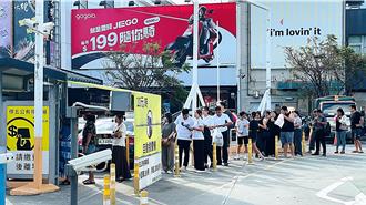 台東縣公有停車場大排長龍 真相曝光車主苦笑：新景點