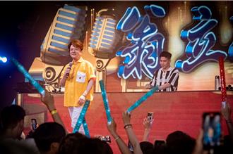 翁立友现身台中夜店嗨翻　激动乐喊：感觉重返18岁