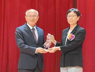 臺銀保經 再度奪最佳保險專業大獎