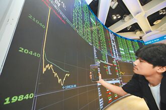 断头卖压人踩人 融资狂减182亿