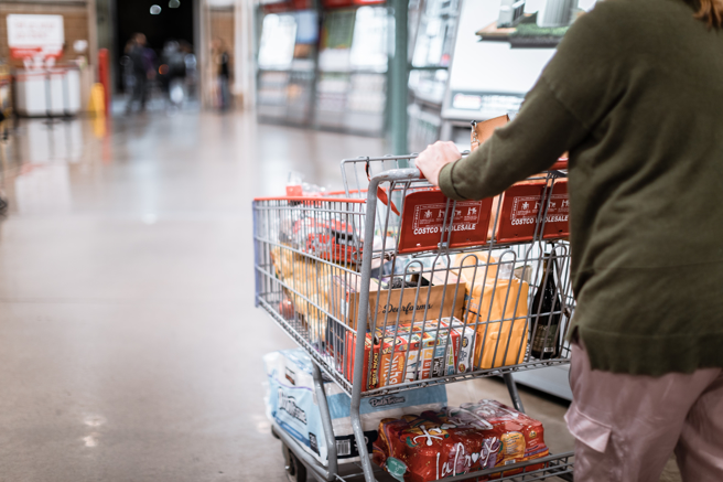 台灣商品「曾拌麵」在日本好市多上架。（示意圖，shutterstock／達志）
