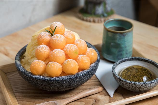 大港閱冰集結眾多網紅打卡名店。（高市觀光局提供）