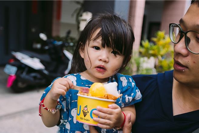 大港閱冰適合全家大小一起前來。（高市觀光局提供）