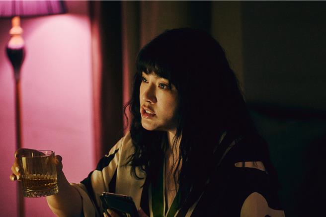 唐綺陽敬業演出美食評論家。（CATCHPLAY＋提供）