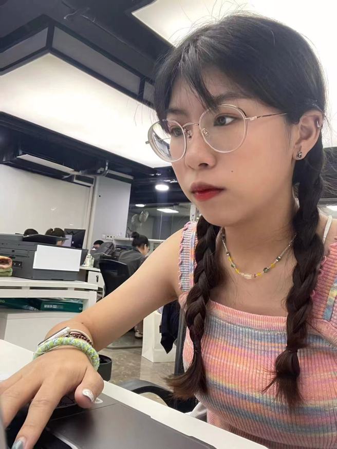 實習過程中透過多方位的思考，並且深入了解用戶多方需求，正確的產品定位能有效地提升產品的銷量。(照片/小芒電商實習生提供)